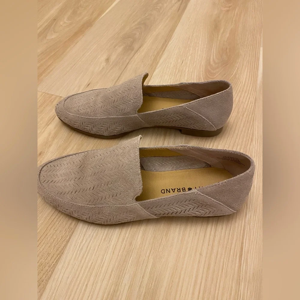 Lucky Brand Loafer LP-Brogan Gray Pointed Flat - Picture 3 of 7